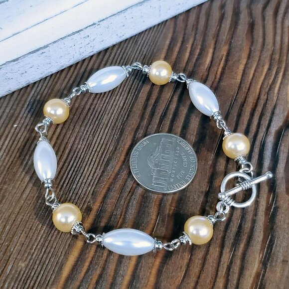 Glass Pearl Bracelet Silver White Champagne Yellow - Picture 3 of 8